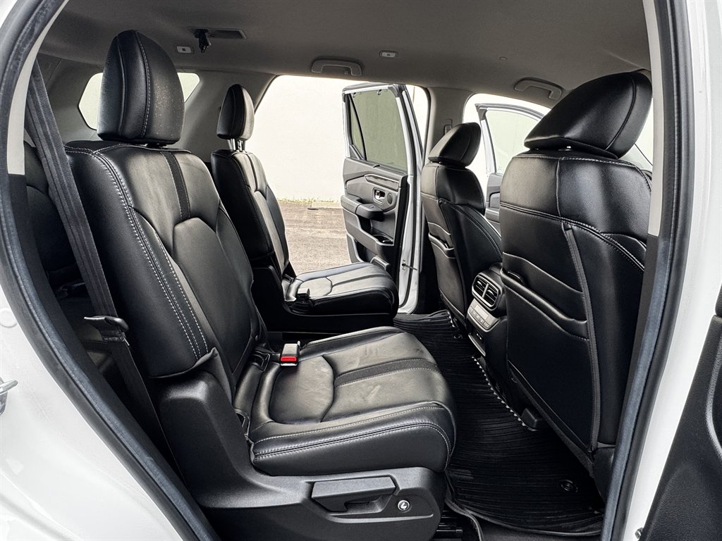 2025 Honda Pilot - $29,990