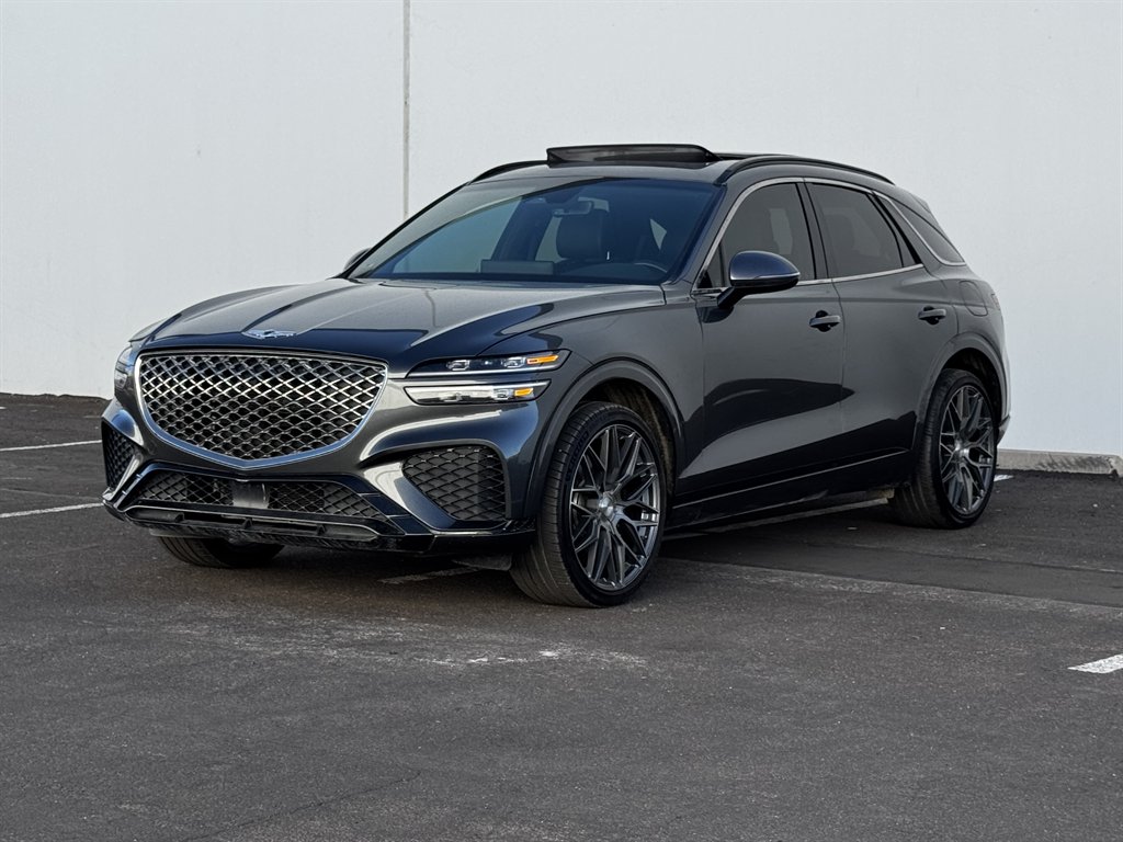 2022 Genesis Gv70 - $23,490