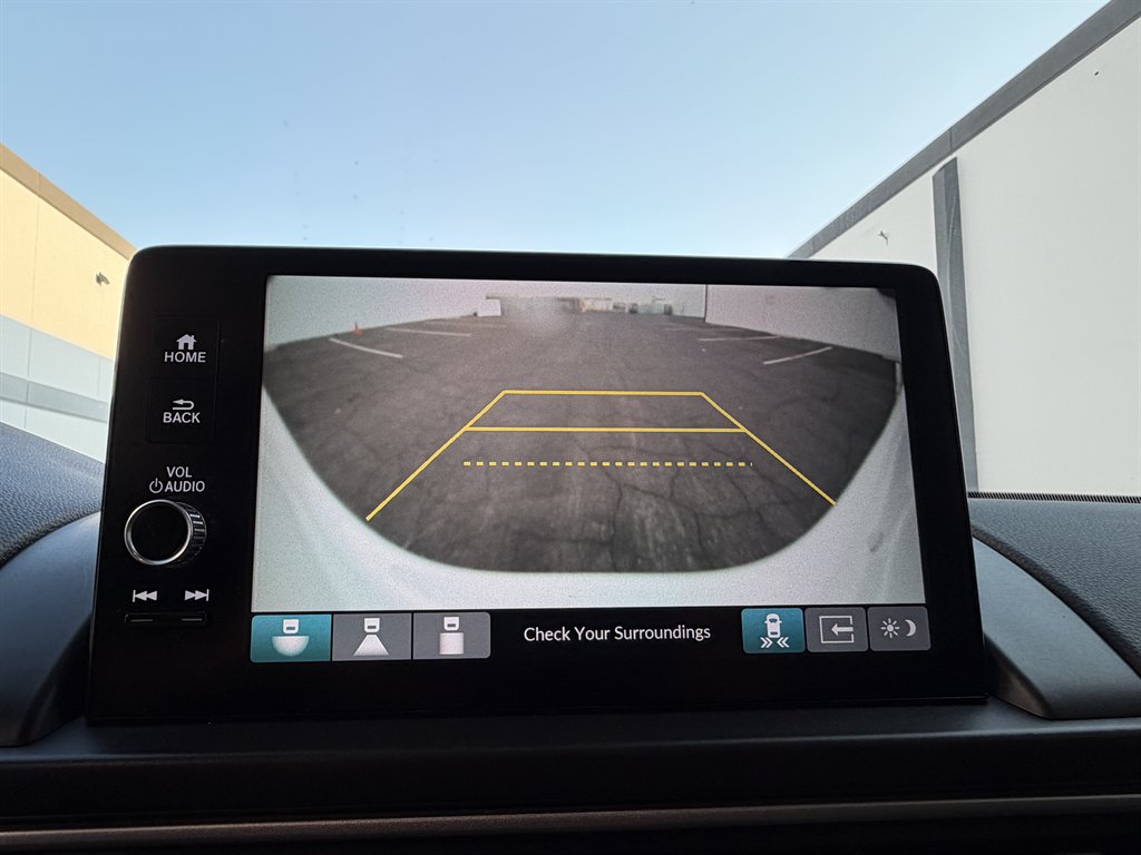 2025 Honda Pilot - $27,990