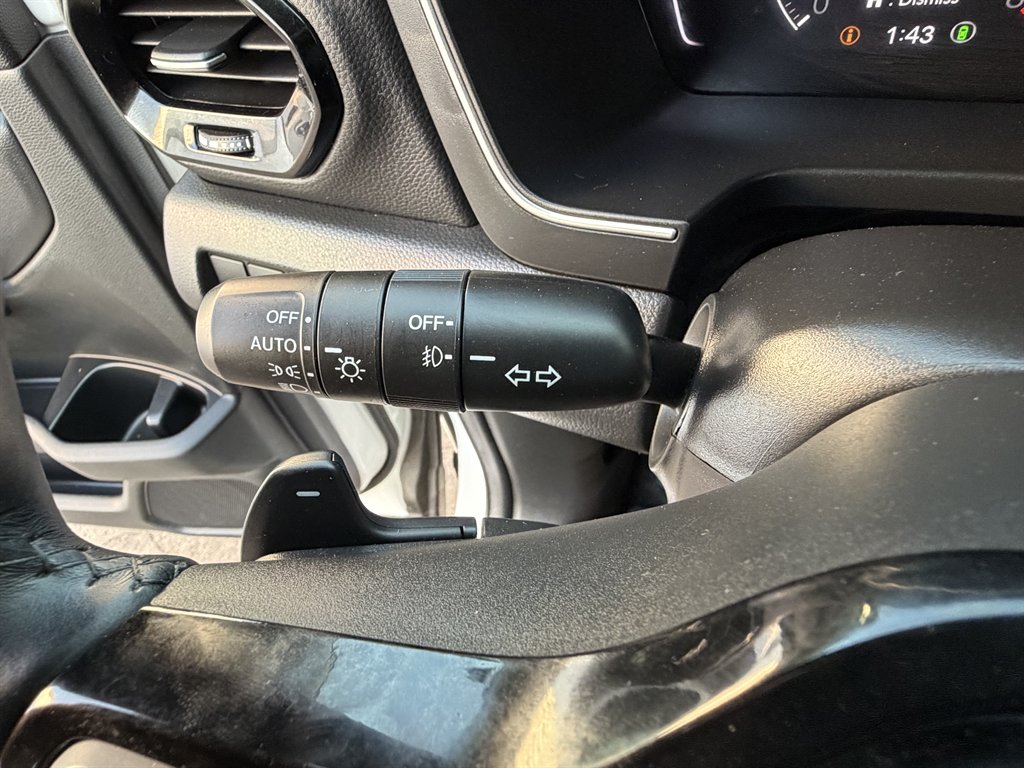 2025 Honda Pilot - $27,990
