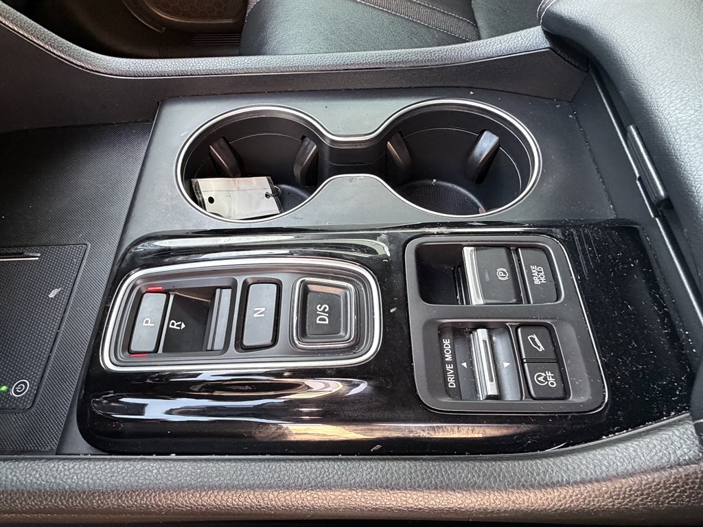 2025 Honda Pilot - $27,990