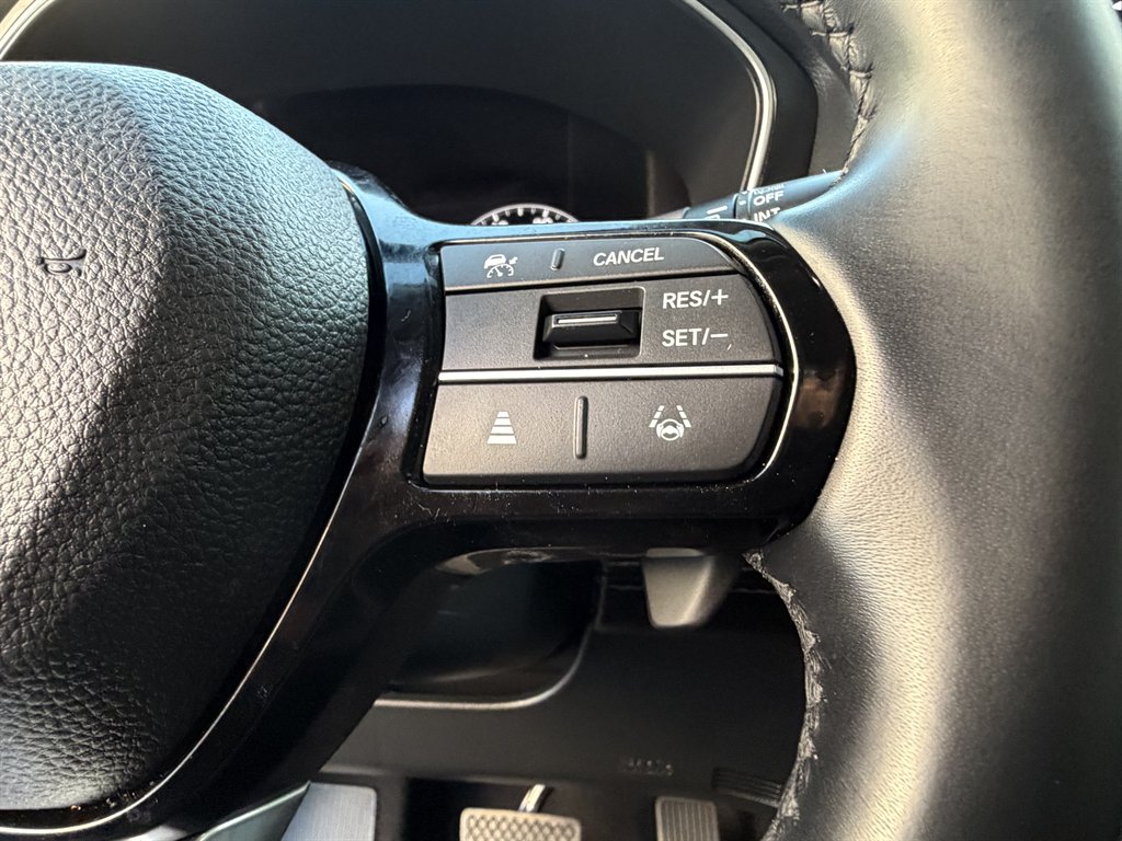 2025 Honda Pilot - $27,990