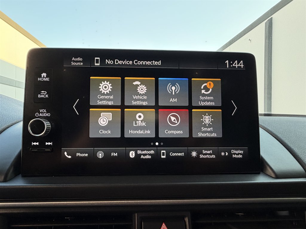 2025 Honda Pilot - $27,990
