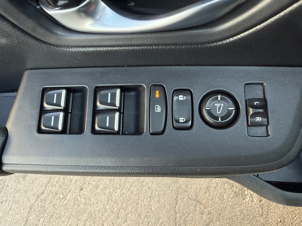2025 Honda Pilot - $27,990