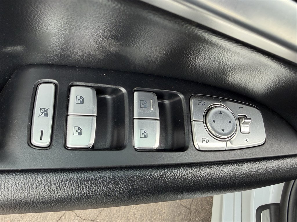 2022 Genesis G70 - $19,990