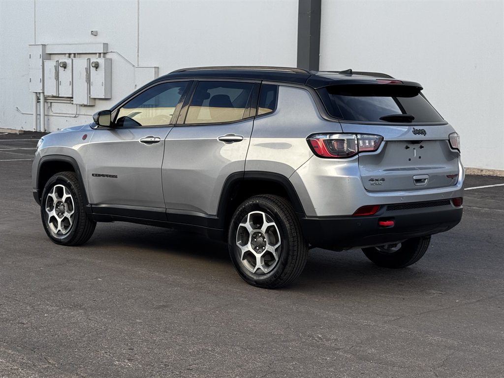 2022 Jeep Compass - $15,990