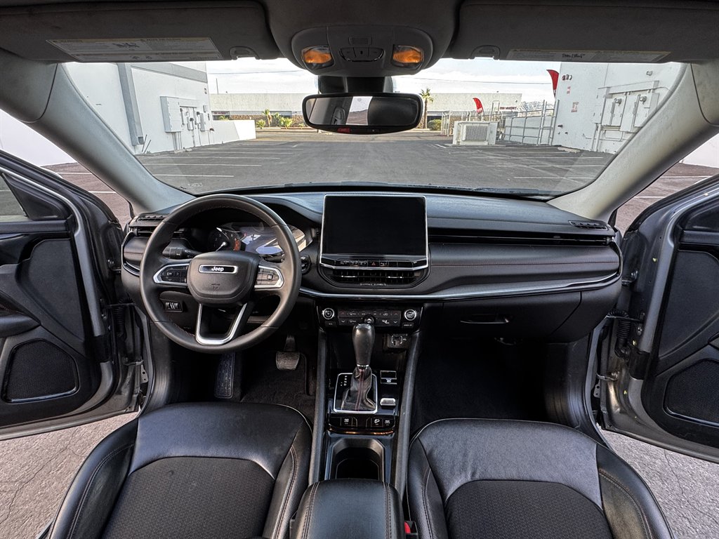 2022 Jeep Compass - $15,990