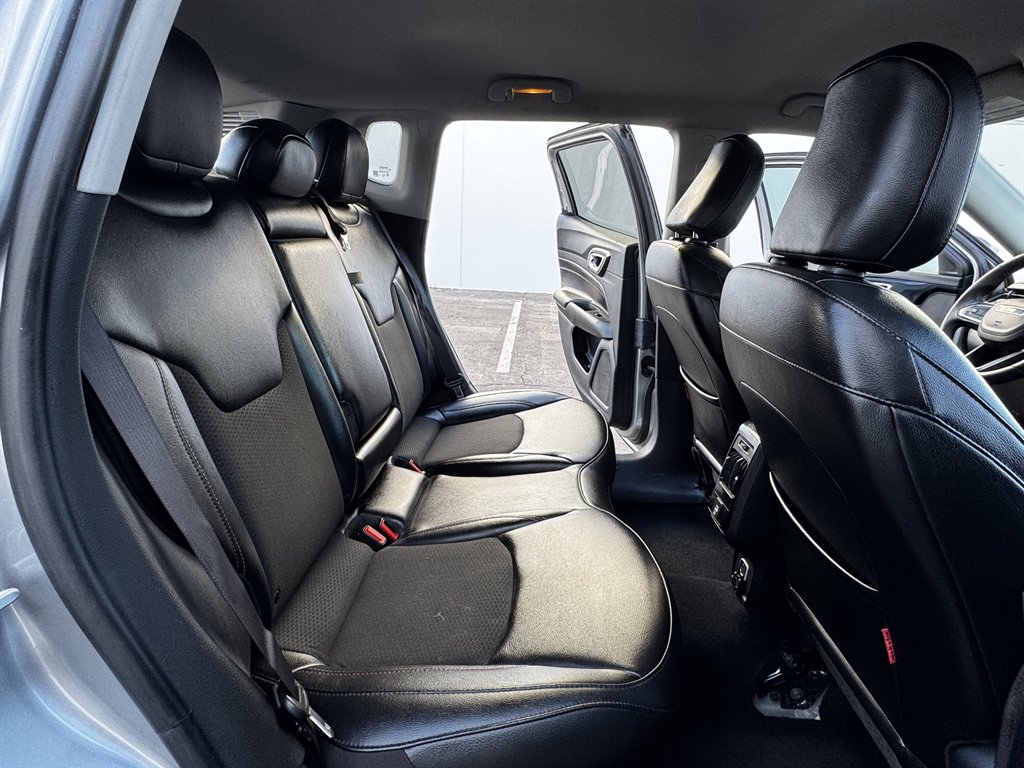 2022 Jeep Compass - $15,990