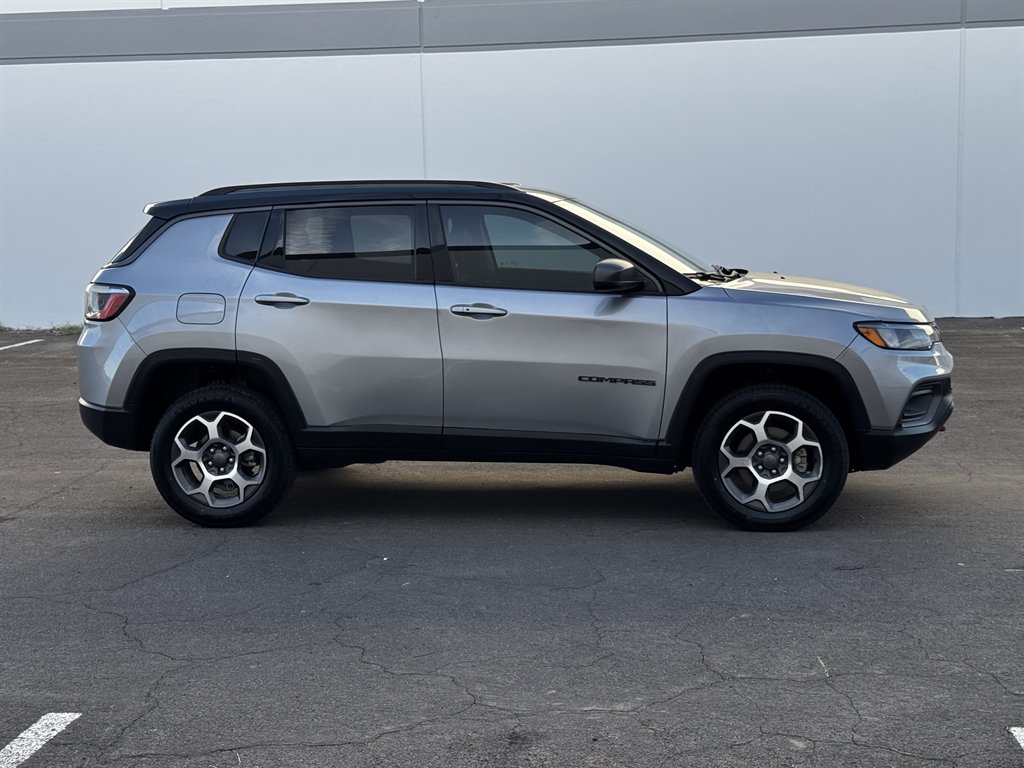 2022 Jeep Compass - $15,990