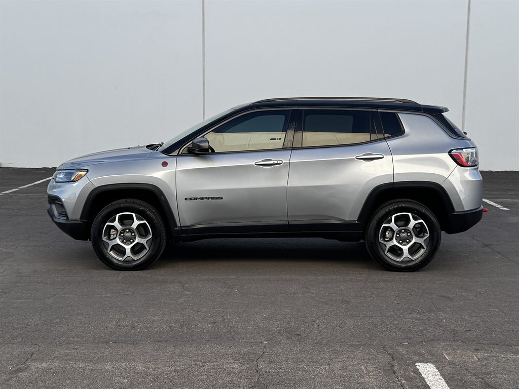 2022 Jeep Compass - $15,990