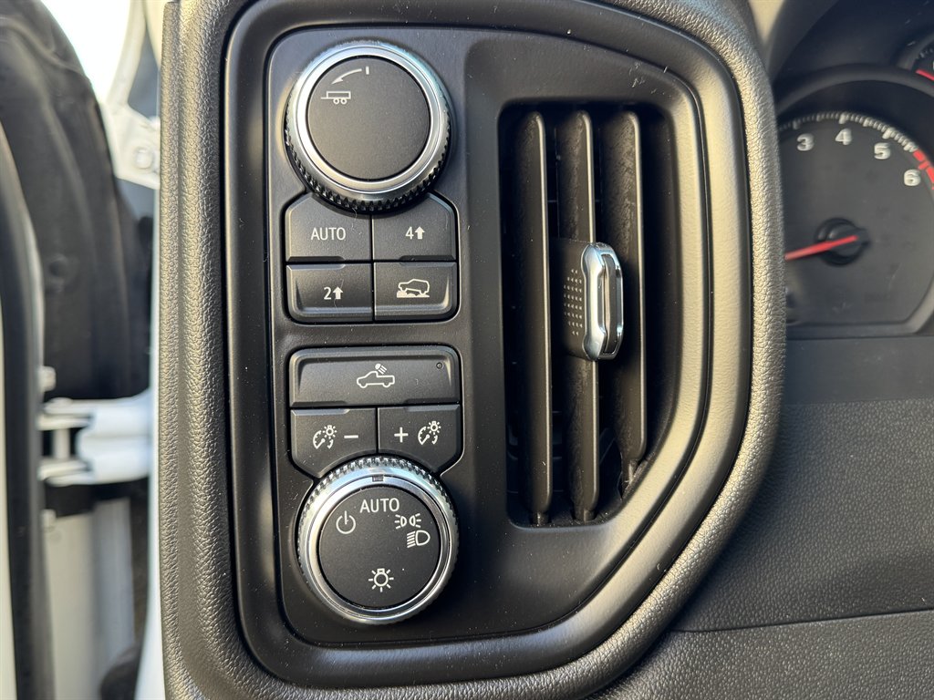 2023 GMC Sierra 1500 4x4 photo