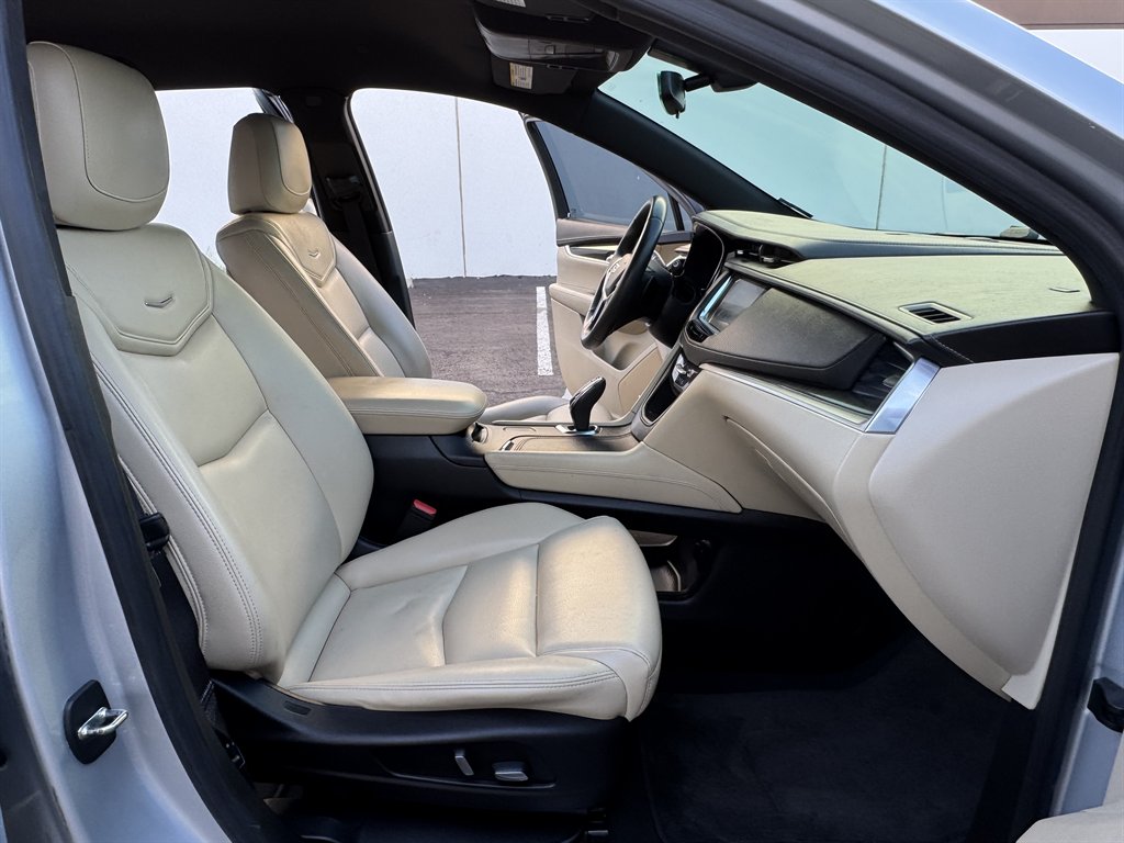 2018 Cadillac XT5 photo