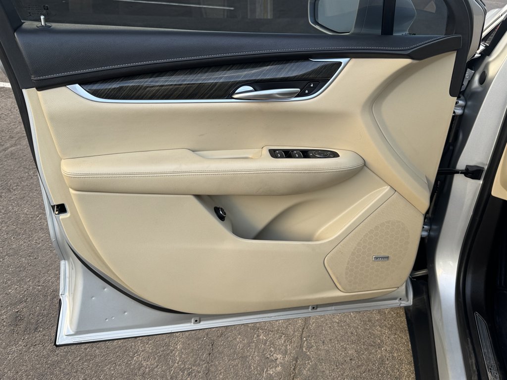 2018 Cadillac XT5 - $12,490