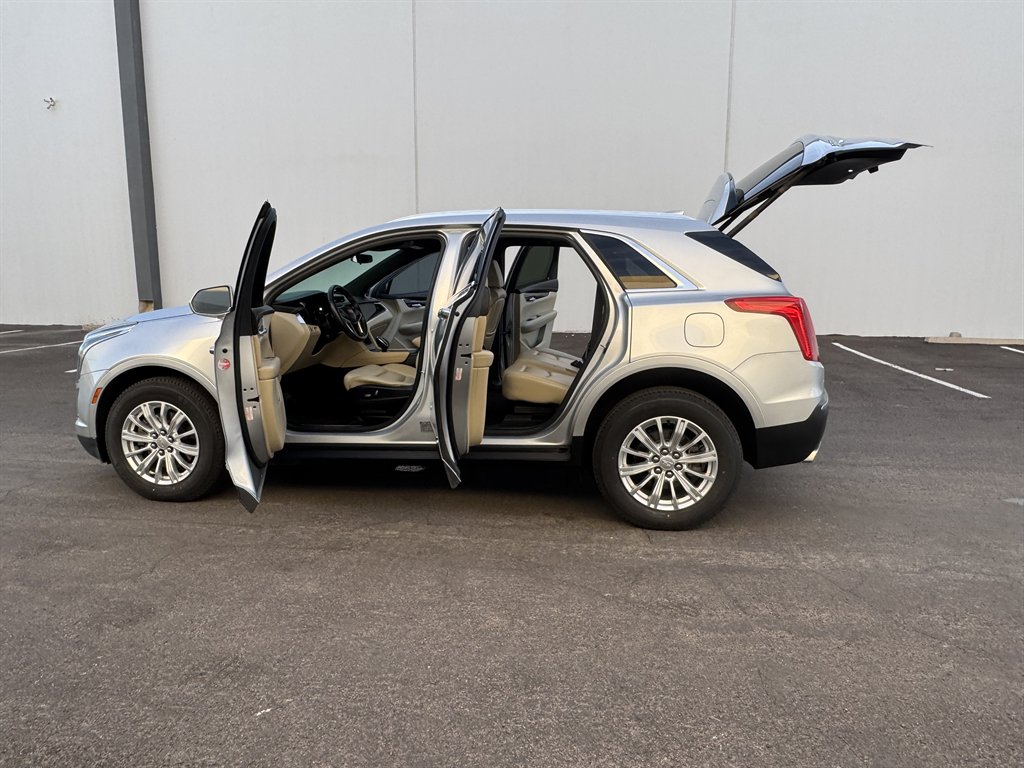 2018 Cadillac XT5 - $12,490