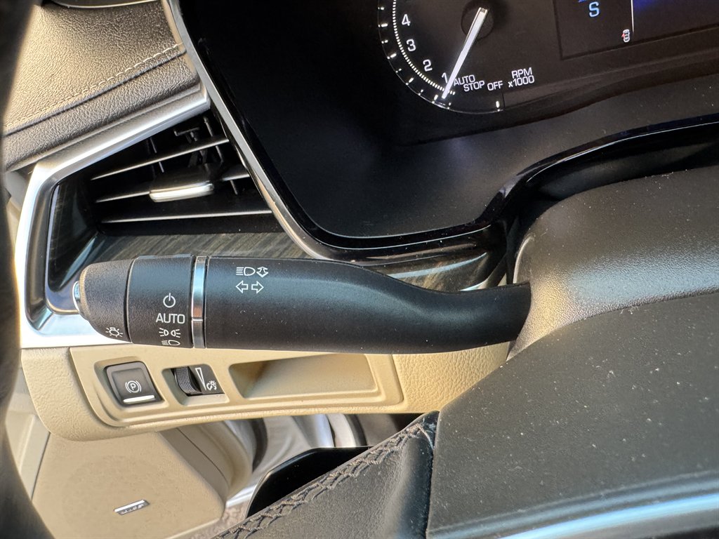 2018 Cadillac XT5 photo
