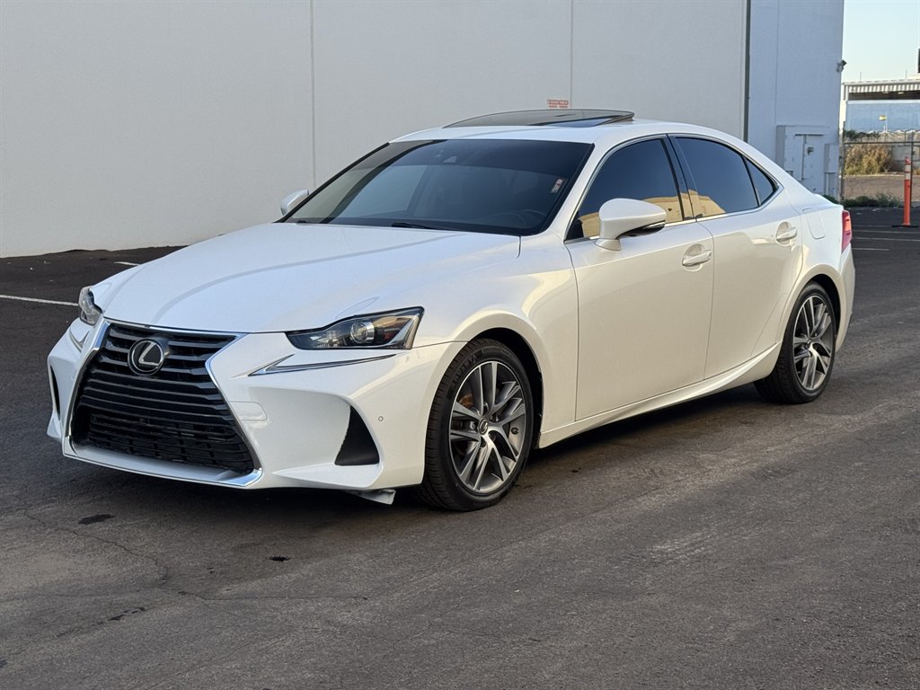 2020 Lexus IS 300 photo