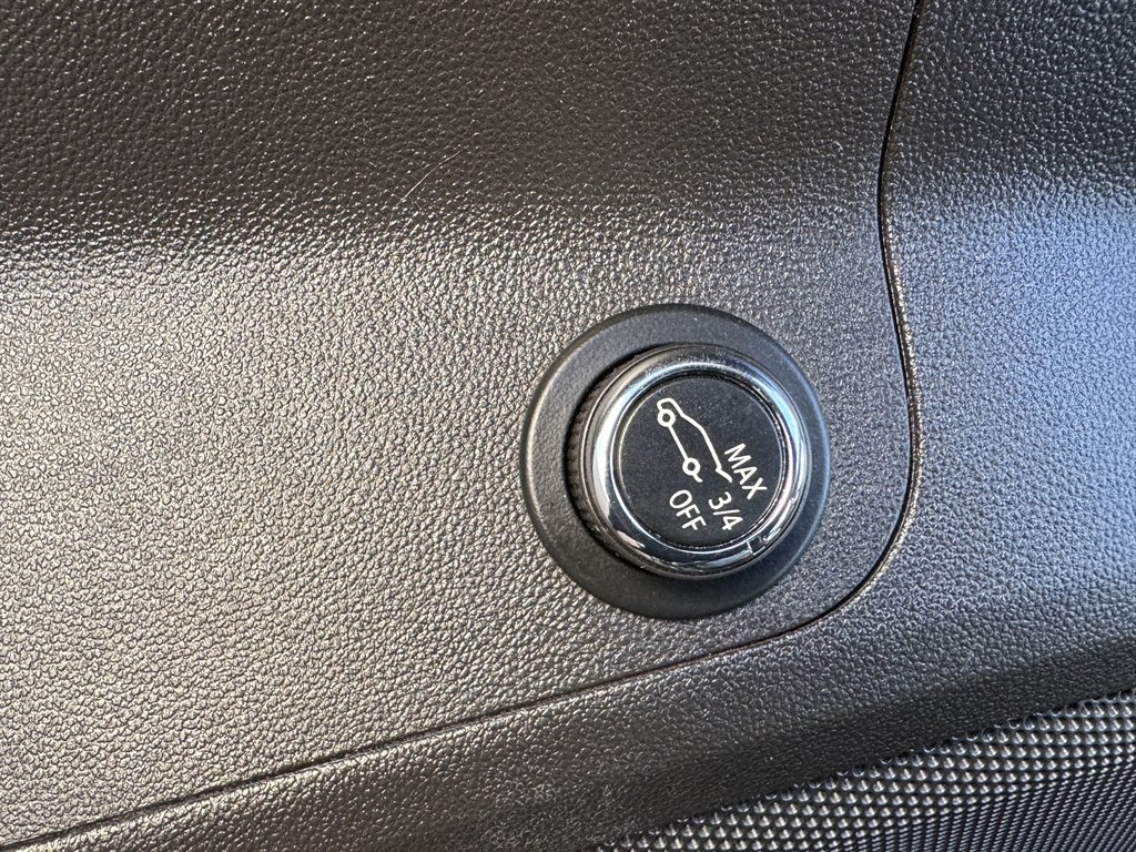 2022 GMC Acadia AT4 AWD photo