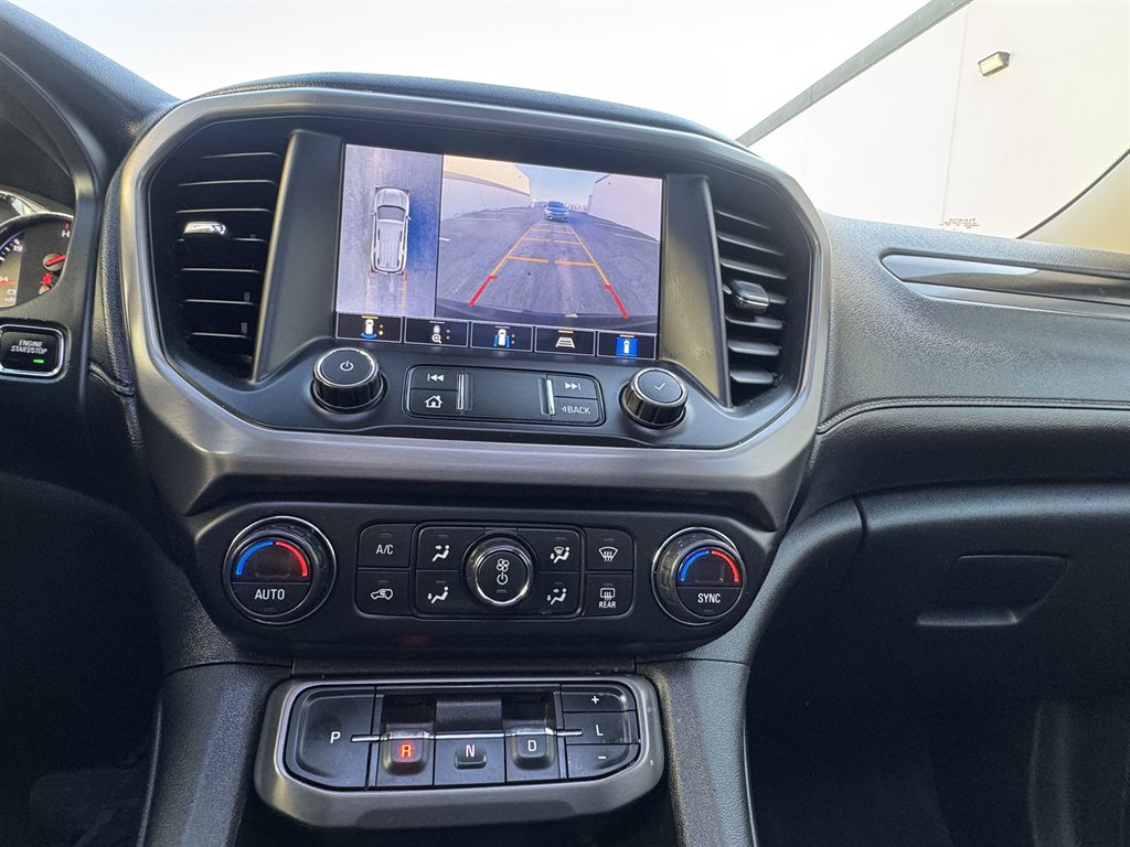 2022 GMC Acadia AT4 AWD photo