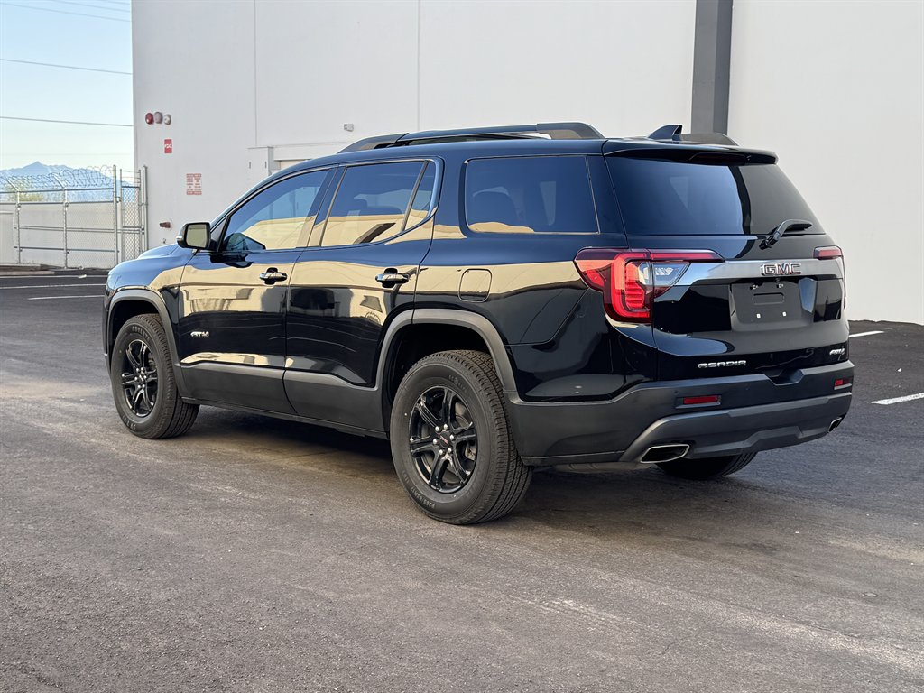 2022 GMC Acadia AT4 AWD photo