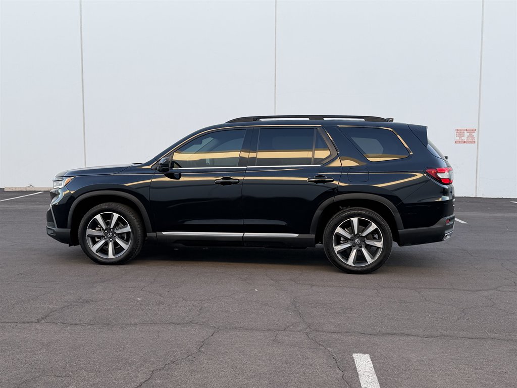 2025 Honda Pilot - $31,990