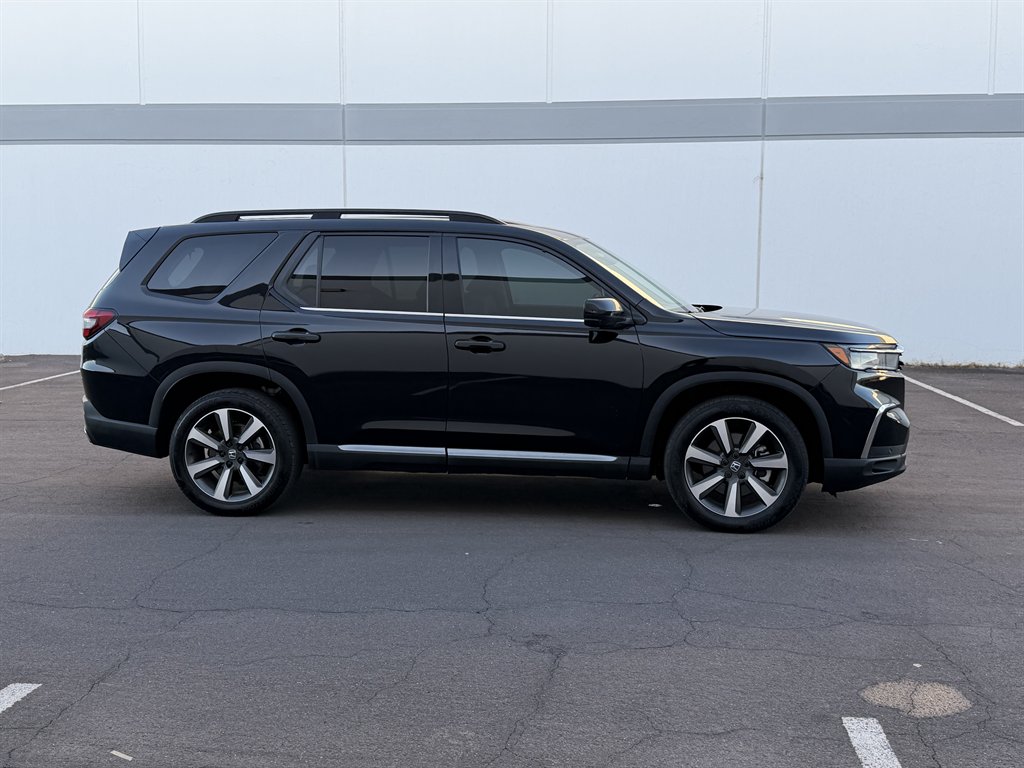 2025 Honda Pilot - $31,990