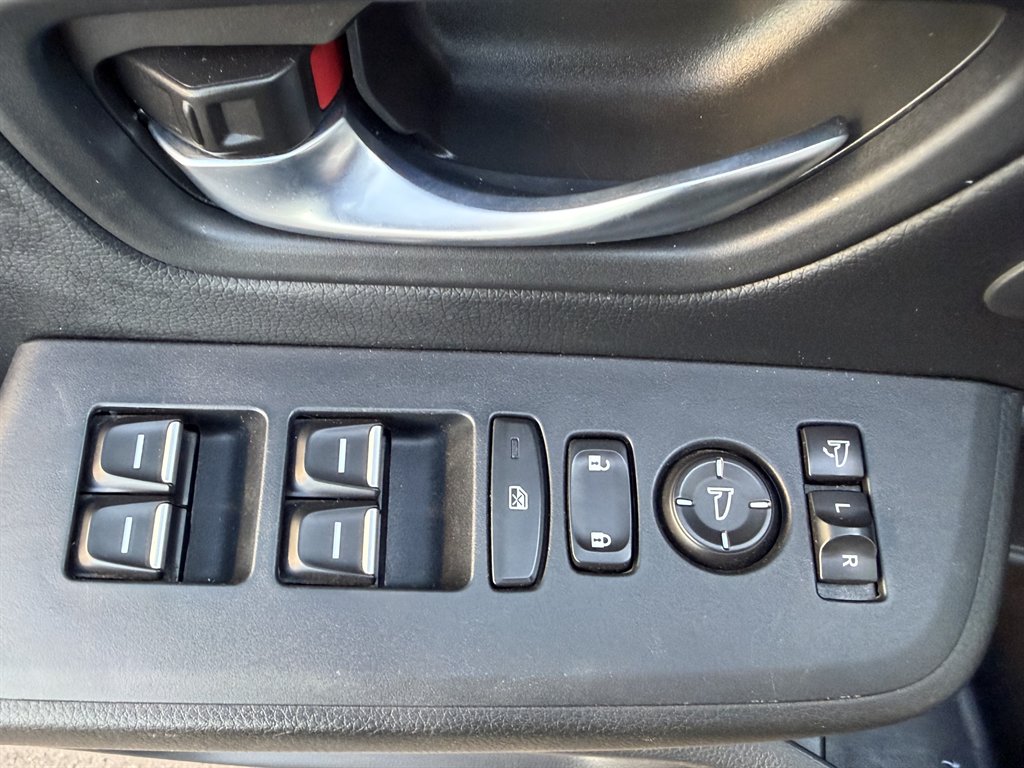 2025 Honda Pilot - $31,990
