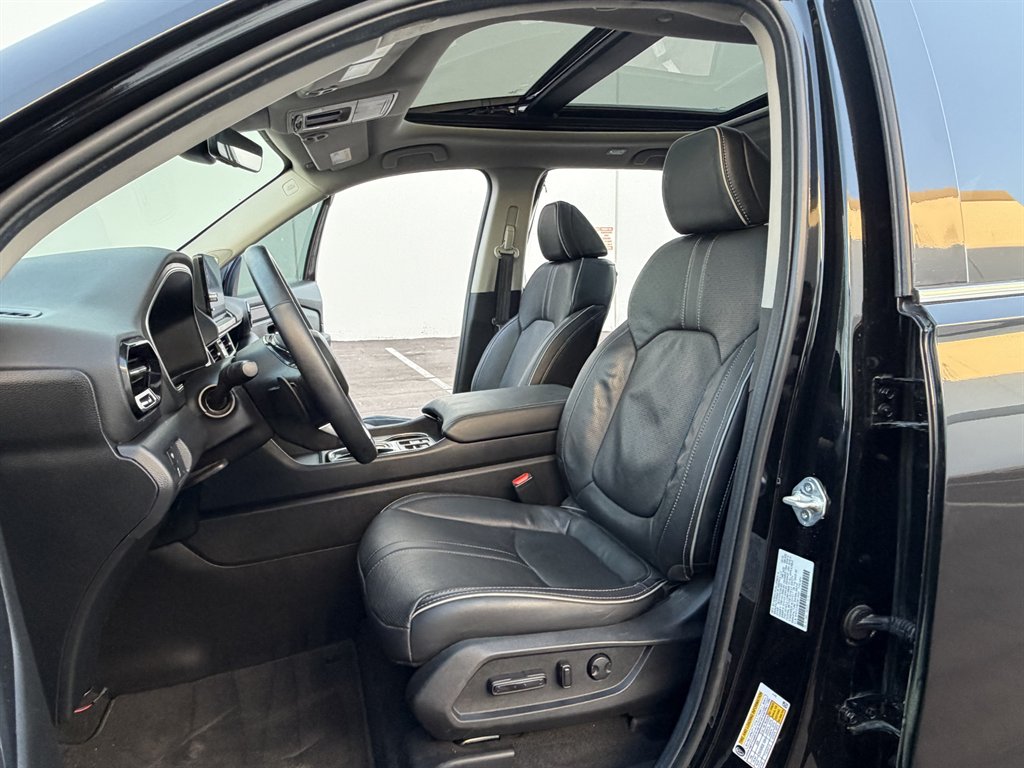 2025 Honda Pilot - $31,990
