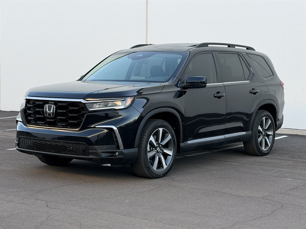2025 Honda Pilot - $31,990