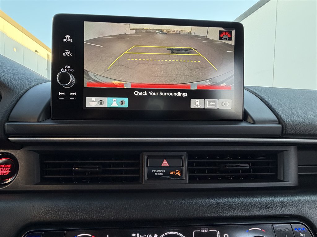 2025 Honda Pilot - $31,990