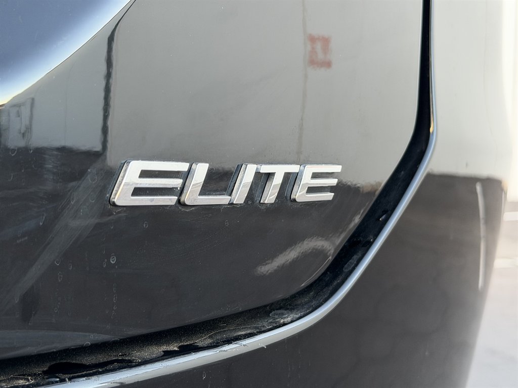 2025 Honda Pilot - $31,990