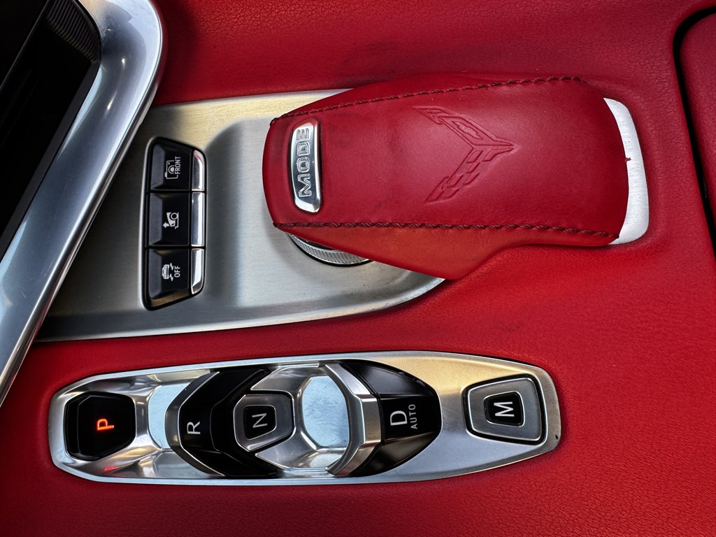 2022 Chevrolet Corvette 2LT photo