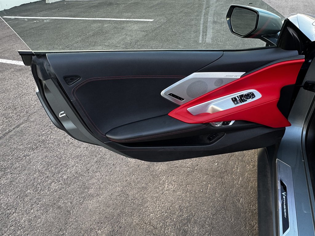2022 Chevrolet Corvette 2LT photo