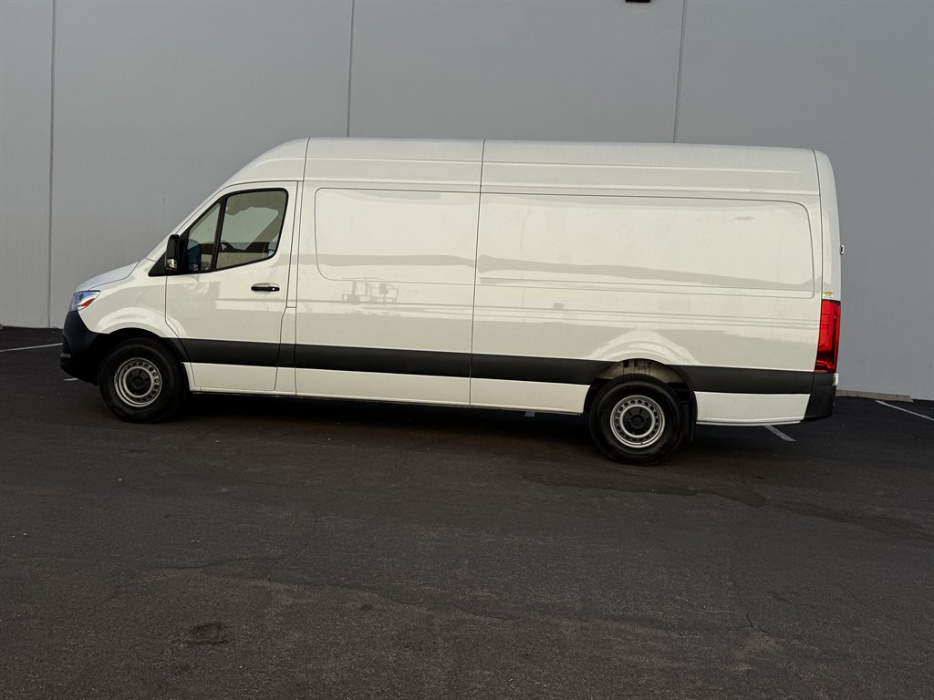 2023 Mercedes-Benz Sprinter - $31,990