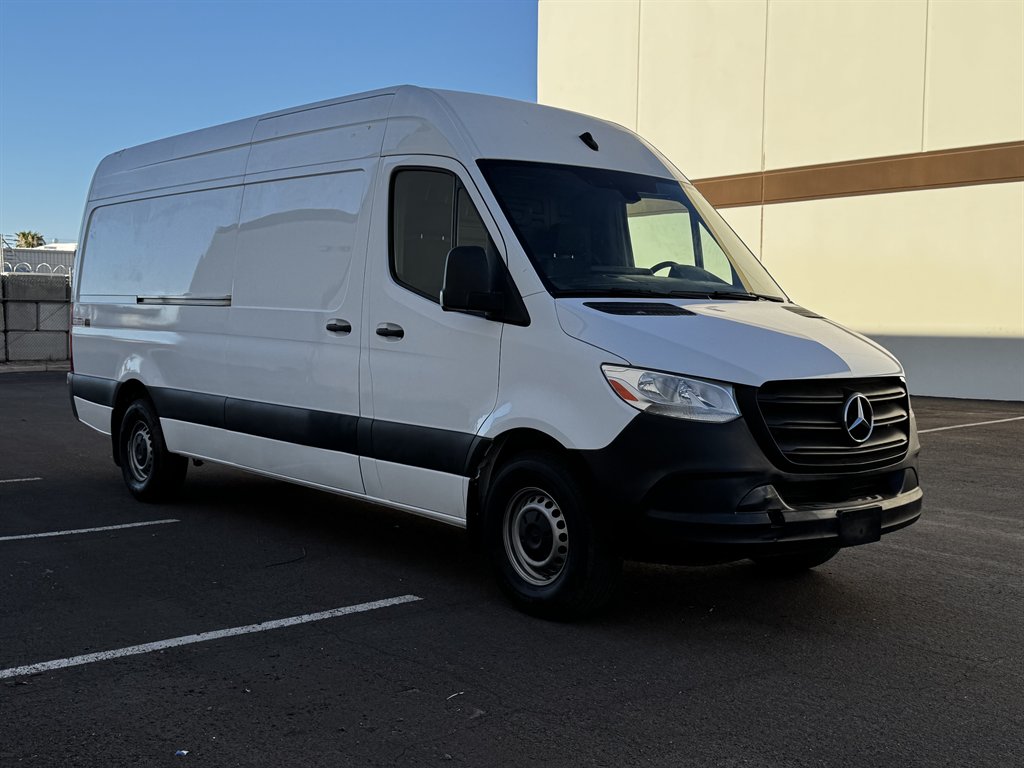 2023 Mercedes-Benz Sprinter - $31,990