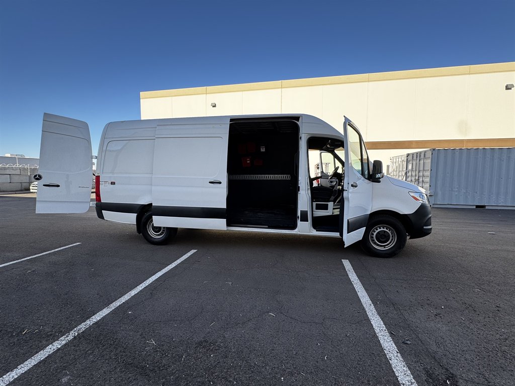 2023 Mercedes-Benz Sprinter - $31,990