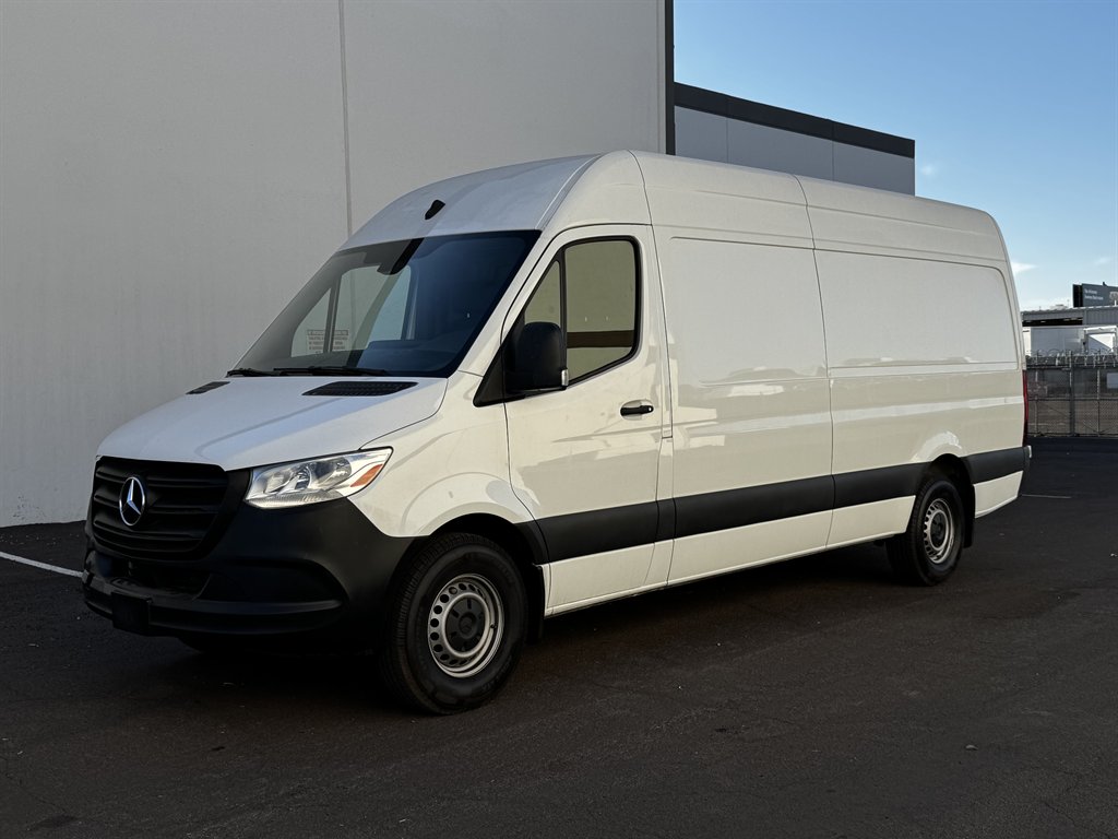 2023 Mercedes-Benz Sprinter - $31,990