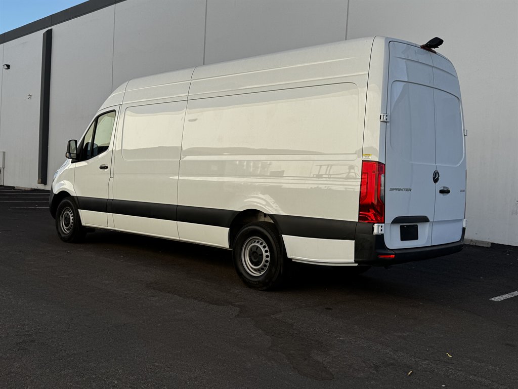 2023 Mercedes-Benz Sprinter - $31,990