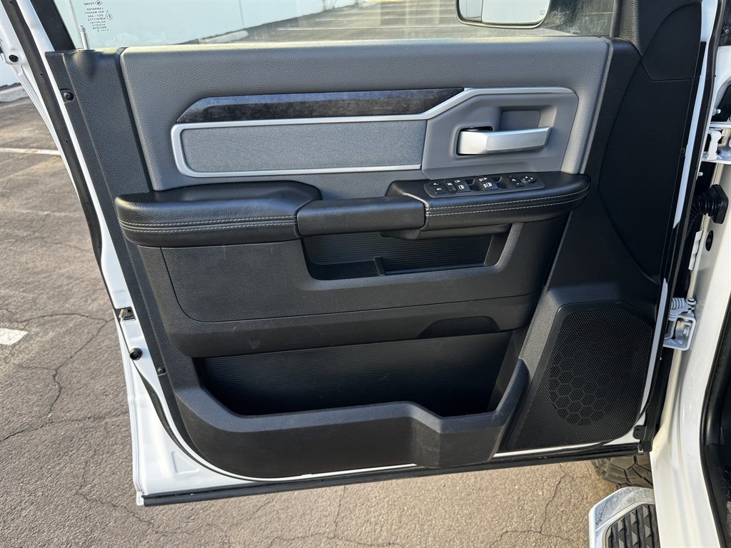 2022 Ram 2500 - $32,990