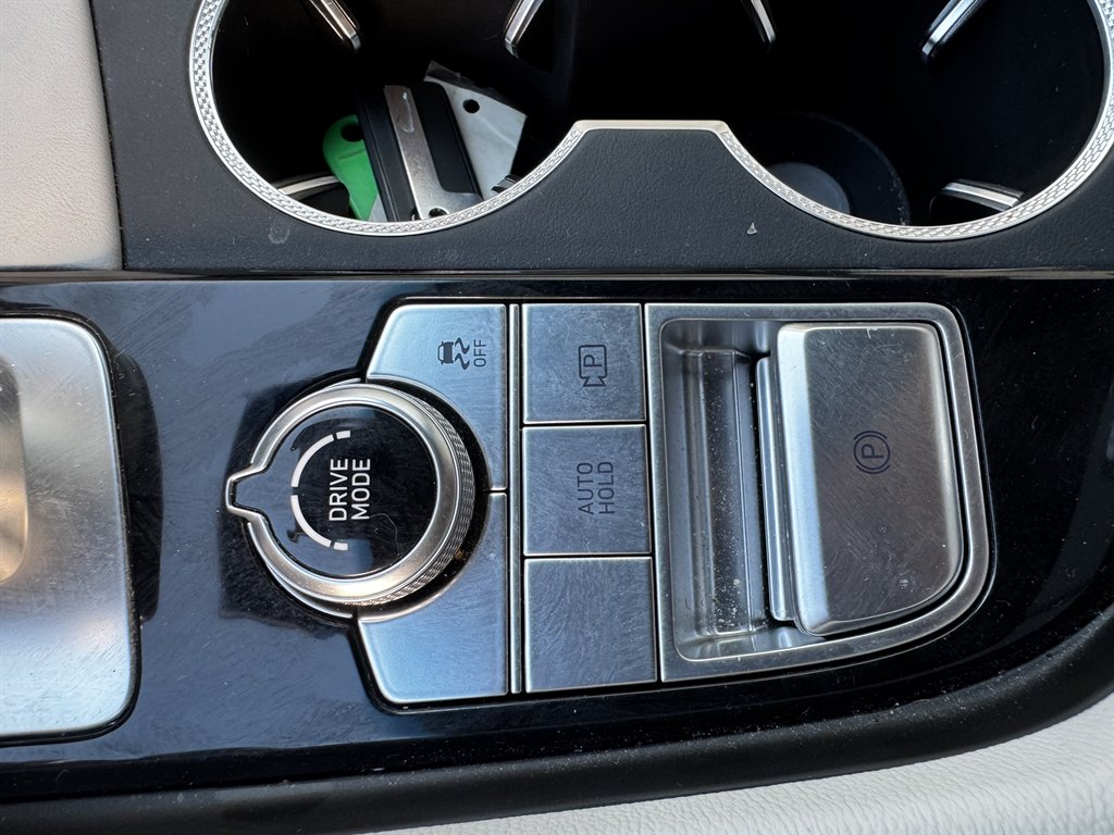 2025 Genesis G70 - $22,990