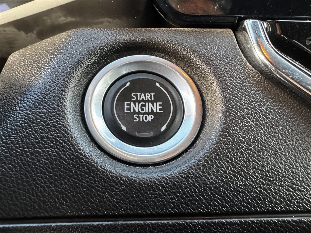 2023 Chevrolet Colorado - $22,990