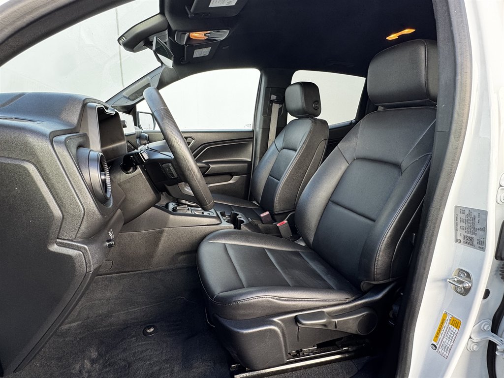 2023 Chevrolet Colorado - $22,990