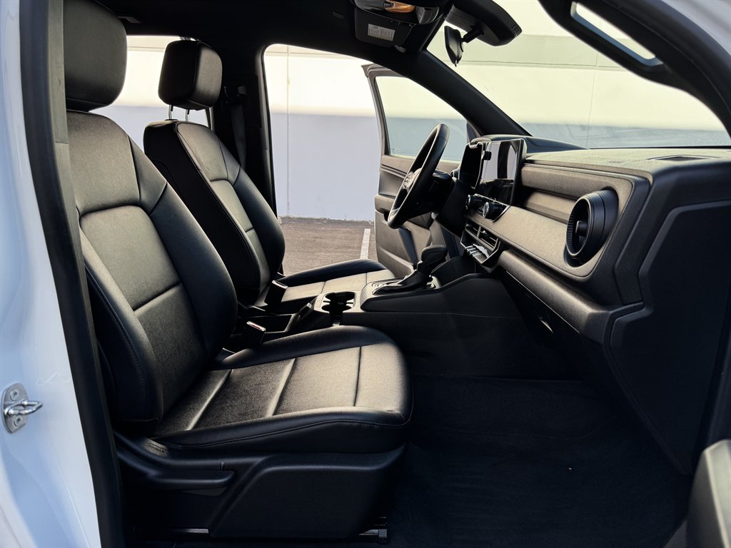 2023 Chevrolet Colorado - $22,990