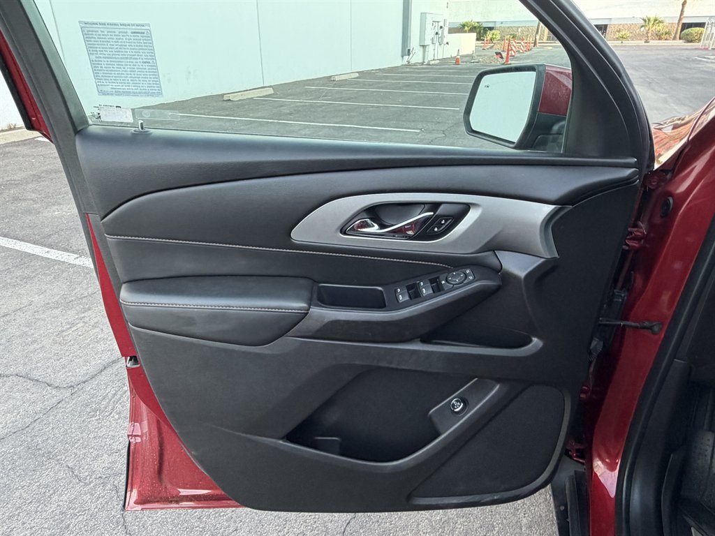 2021 Chevrolet Traverse - $16,990