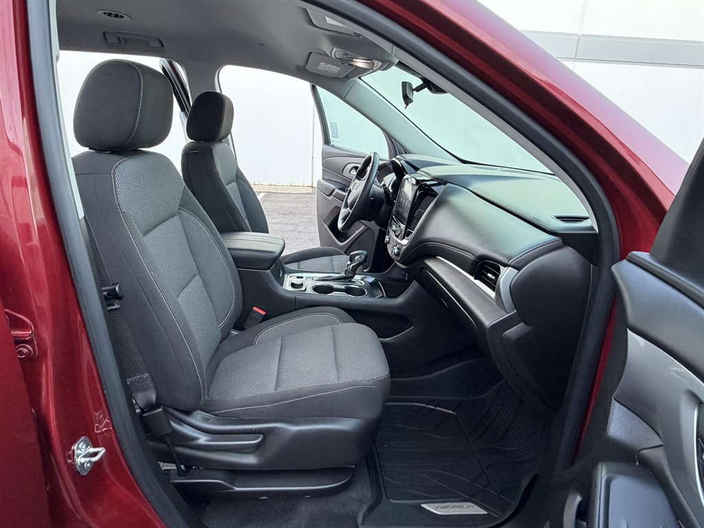 2021 Chevrolet Traverse - $16,990