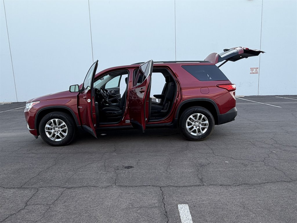 2021 Chevrolet Traverse - $16,990