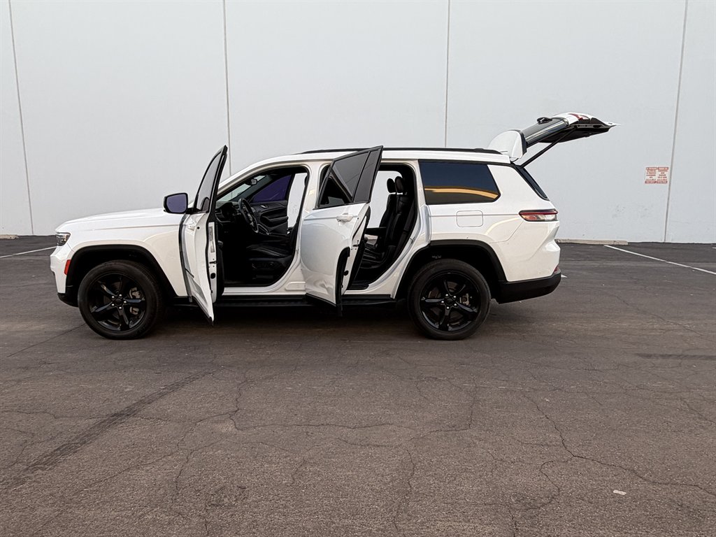 2021 Jeep Cherokee - $19,990