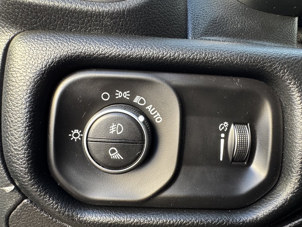 2020 Ram 1500 - $19,990