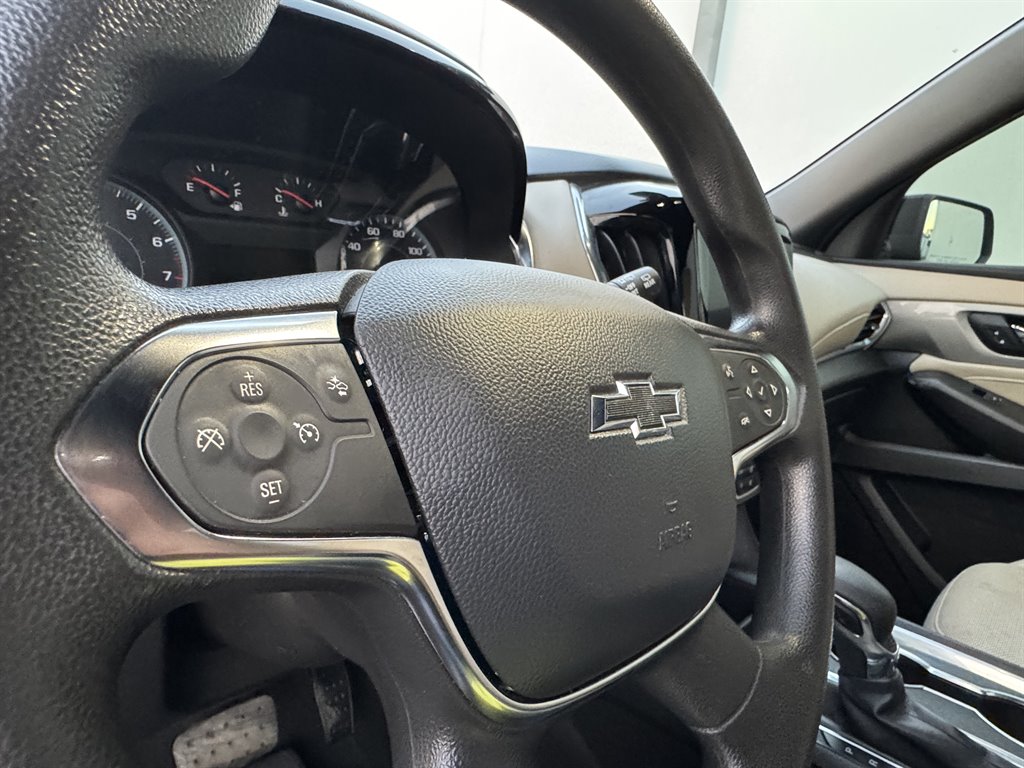 2022 Chevrolet Traverse - $19,990