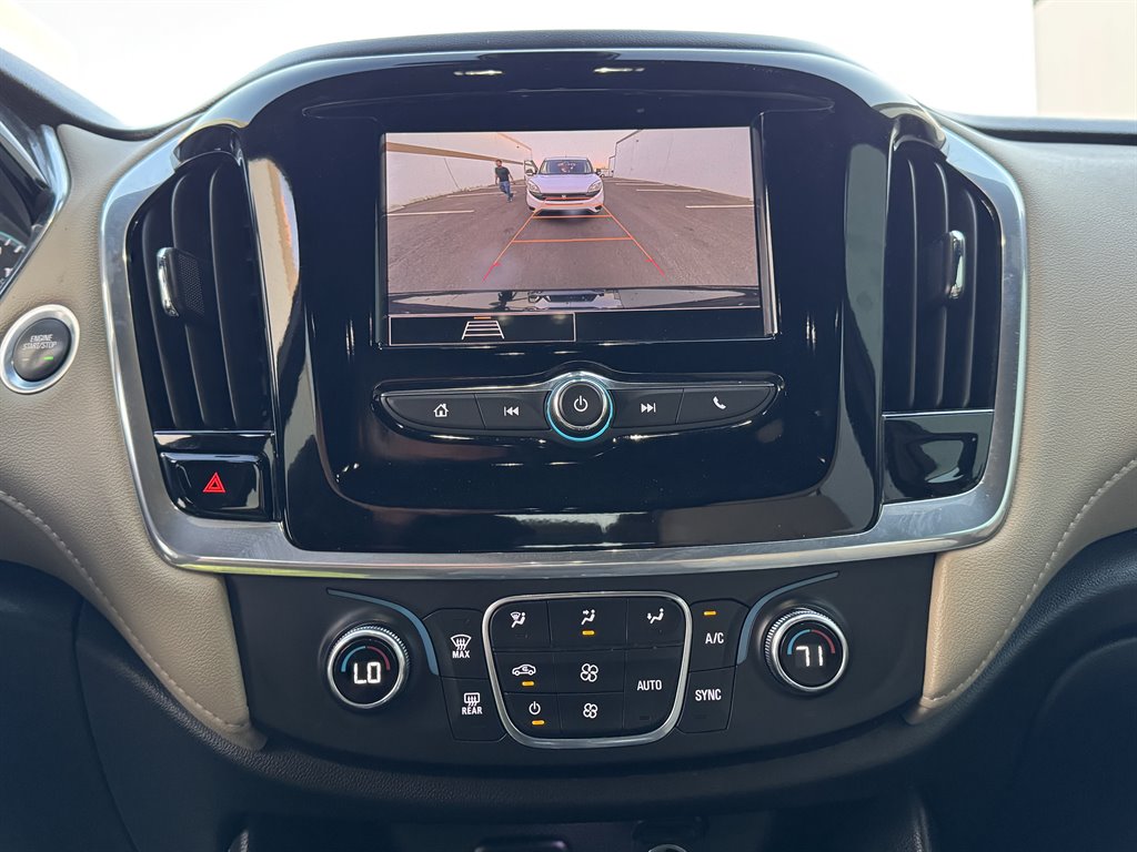 2022 Chevrolet Traverse - $19,990