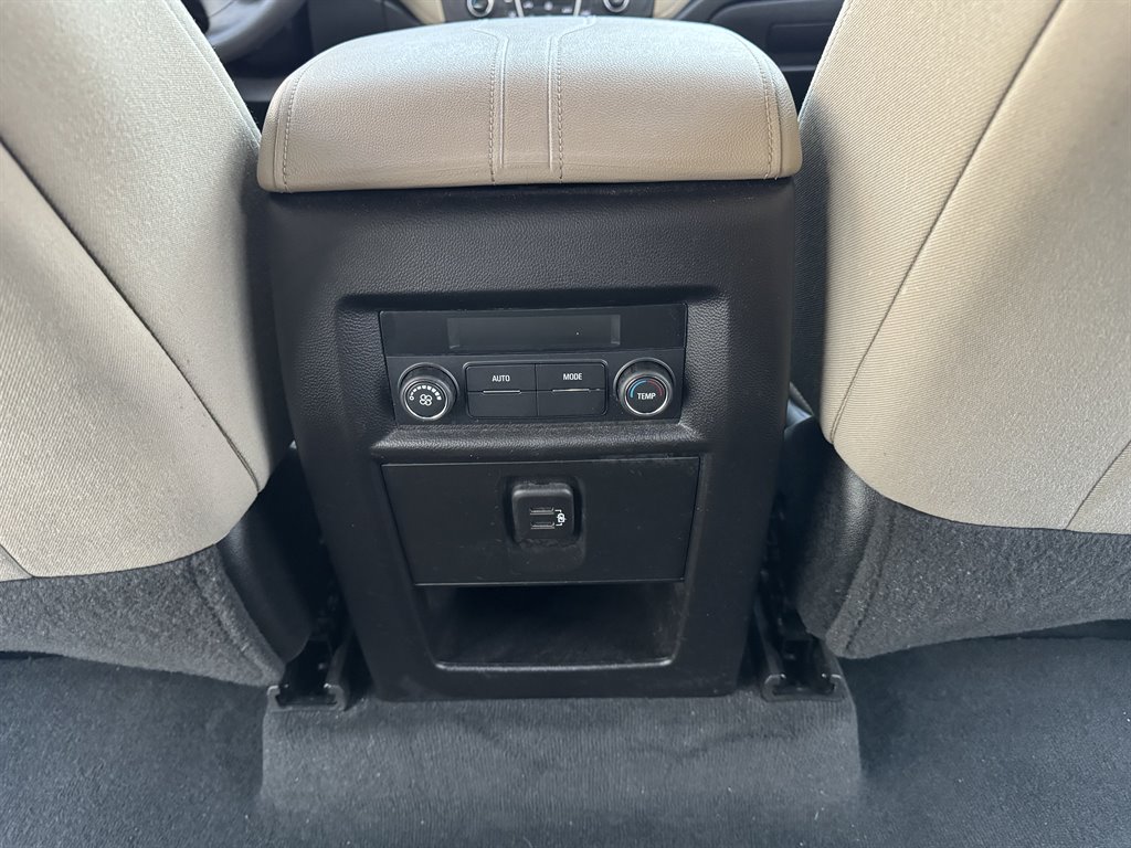 2022 Chevrolet Traverse - $19,990